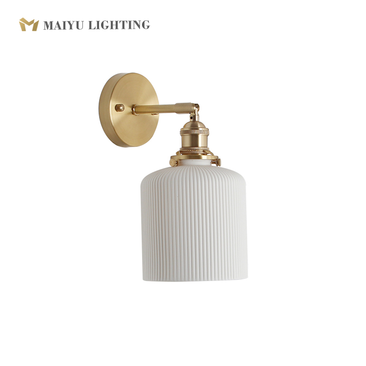 Glass wall lamp