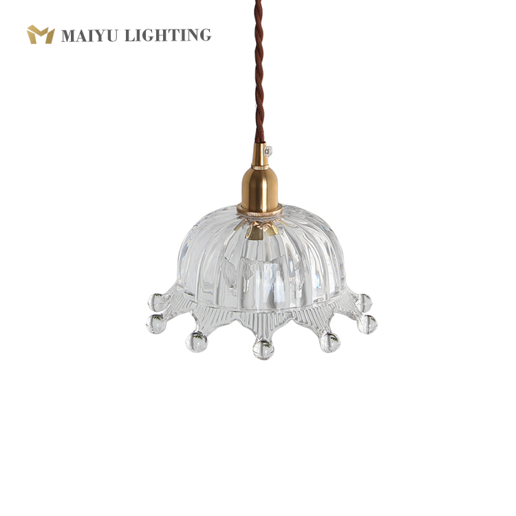 Clear glass shade pendant lamp