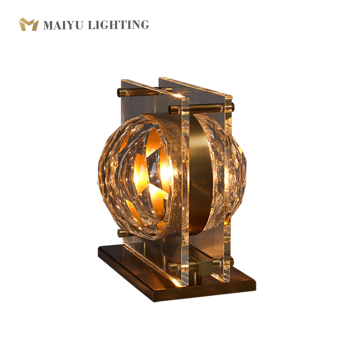 Crystal table lamp