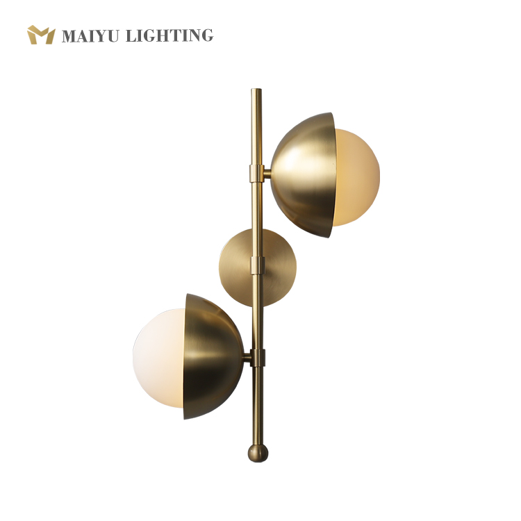 Bedroom wall lamp